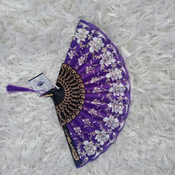 🔥RESTOCKED🔥 Beautiful Lady’s DELUXE FOLDABLE Fan! - Picture 3 of 3